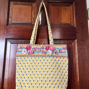 SOLD Vera Bradley Vintage Elizabeth Tote